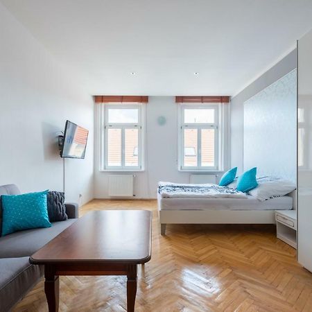 Bright Apartment Few Steps From Centre Prag Exterior foto